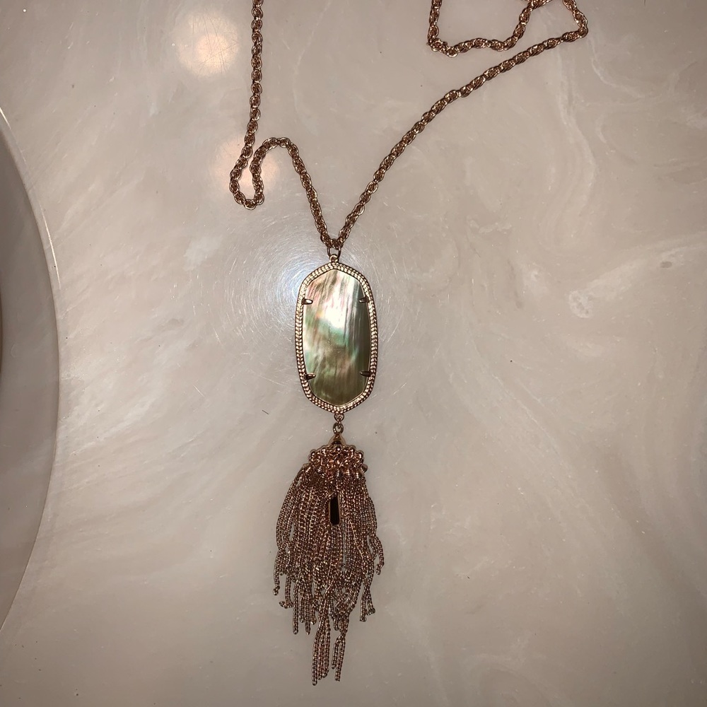 Kendra Scott rose gold Rayne necklace
